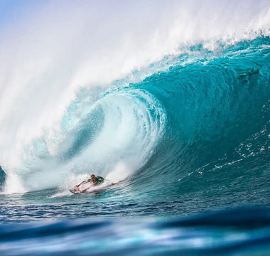 Aventuras de surf: destinos épicos para explorar no Dia Internacional do Surf