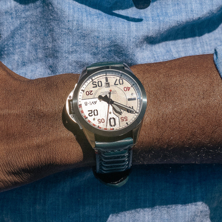 Steel Ascent [Pré-Venda]